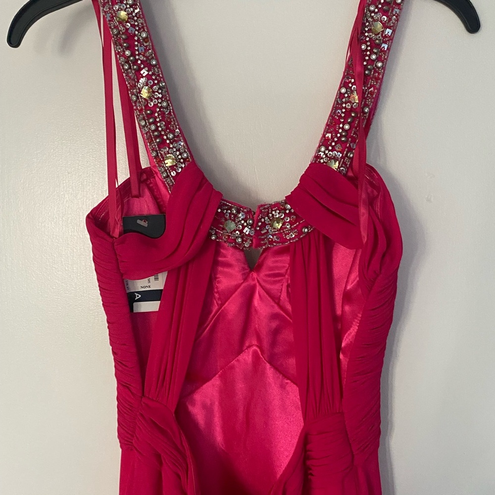 NWT Faviana Fuchsia Backless Gown - Picture 8 of 10